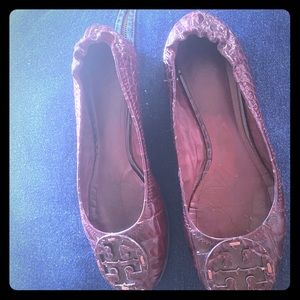 Women’s flat shoes